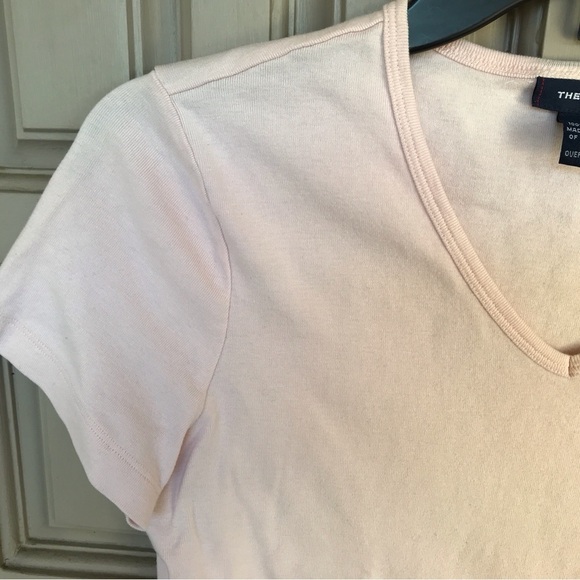 The Limited Basic Pink Tee SzM Short Sleeves V Neck - Picture 2 of 5